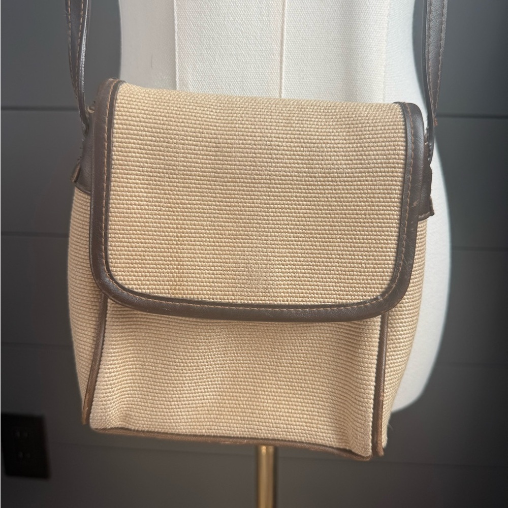 Liz Claiborne Vintage 90s-2000 Tan and Brown Woven Crossbody Bag